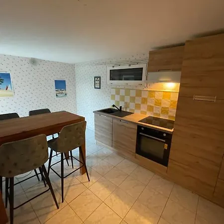 Rdc Avec Terrasse